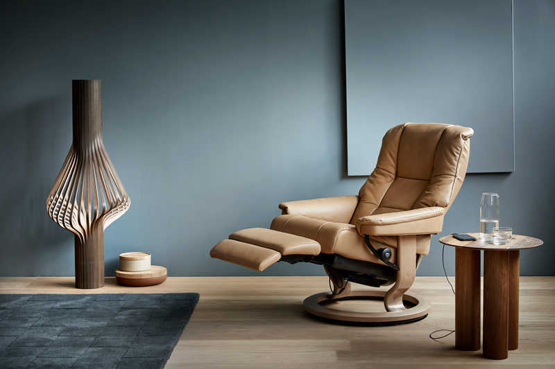 Stressless Mayfair Classic Chair with Power Leg Back